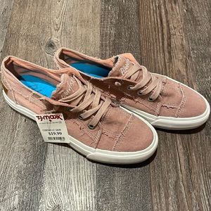 Blowfish tennis shoes. Brand new with tags. Never worn. Light pink color. Size 8